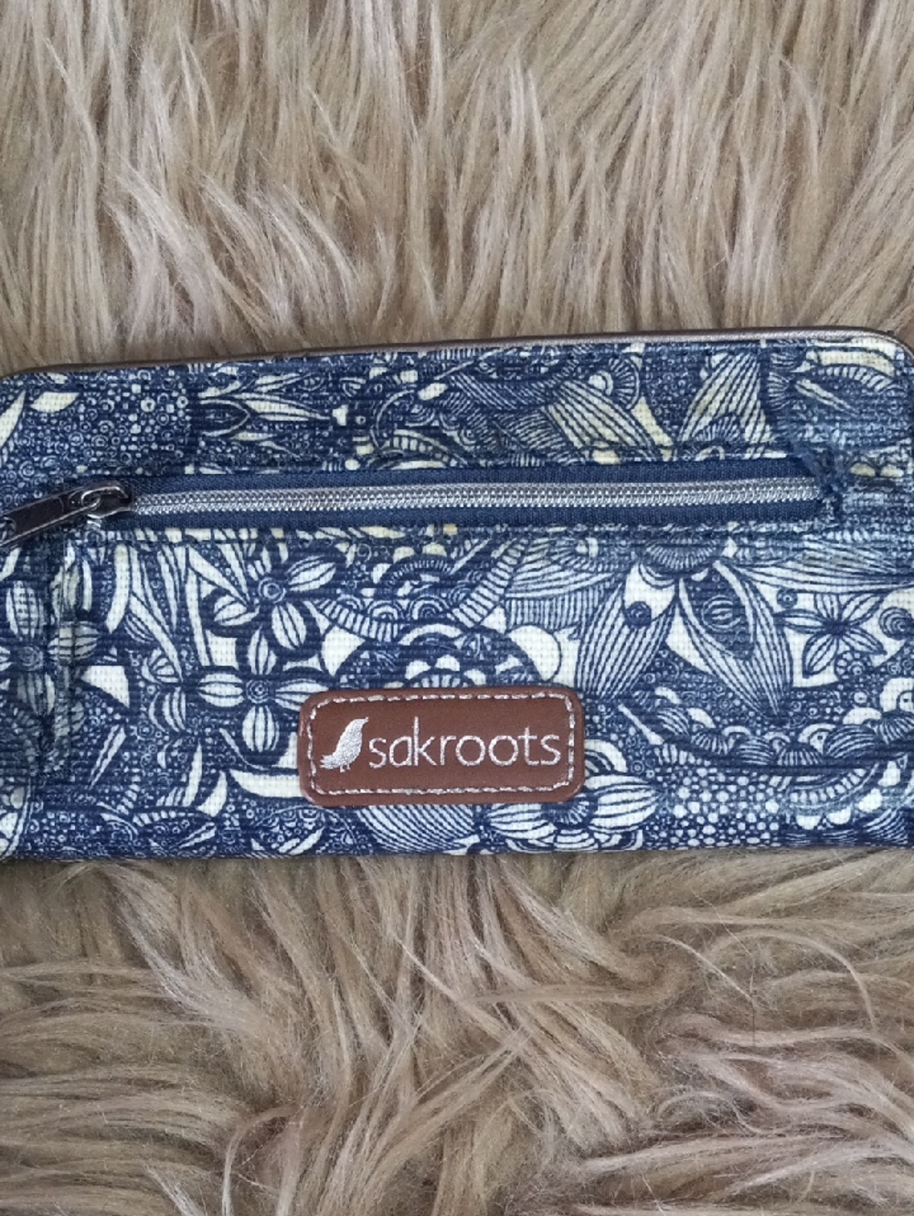 Sakroots Navy and White Floral Zip Pouch